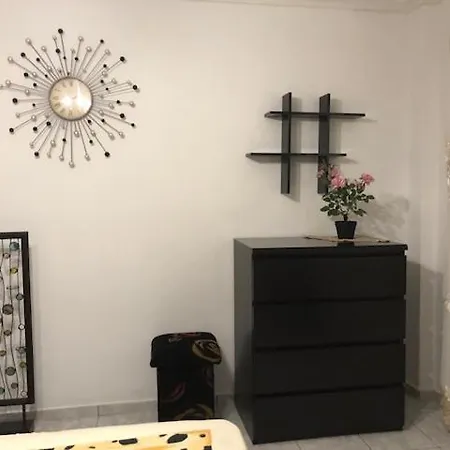 Apartman Elena 5***** *