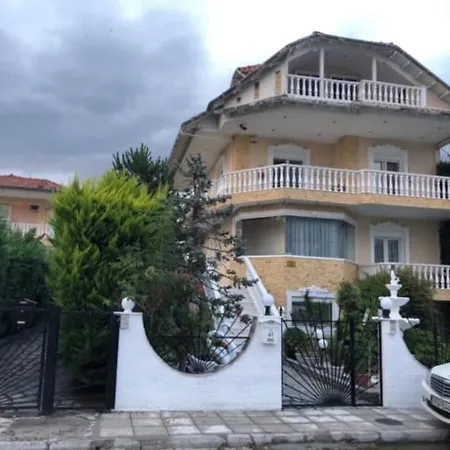 Elena 5***** Apartamento *