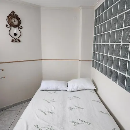 Elena 5***** Apartman Vromerí